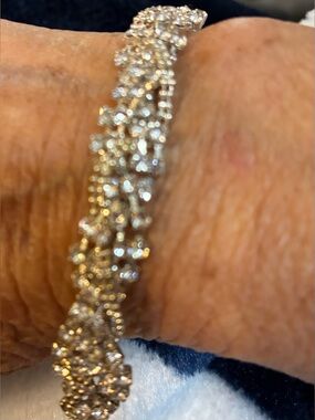 Crystal & Bead Sparkling Cluster Bracelet - Silver tone @ size 6